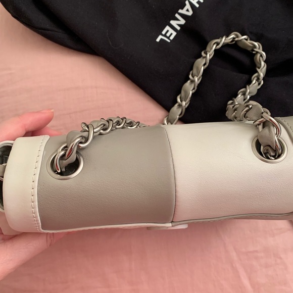 💯 authentic chanel mini flap bag - Picture 6 of 10